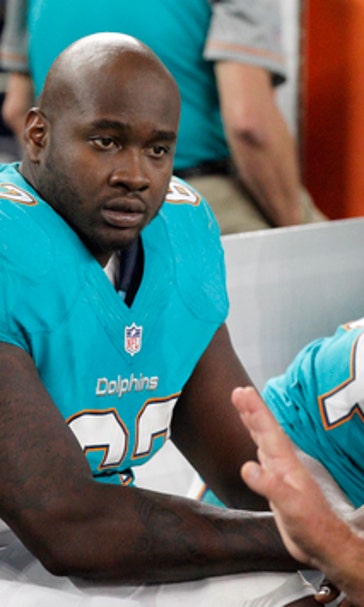 Tunsil's absence leaves Dolphins' line without 3 starters